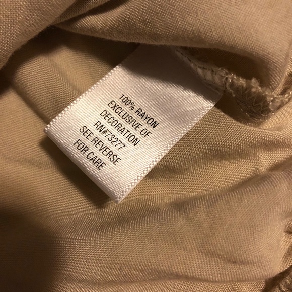 Sonoma tan button down tie bottom shirt size Large - Picture 7 of 8